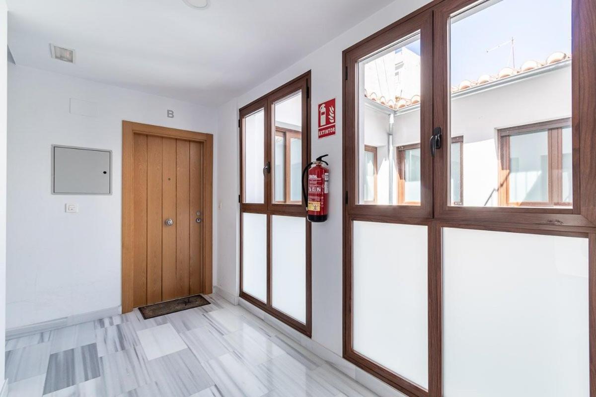 Grace Apartments - 3 Bedroom City Centre Γρανάδα Εξωτερικό φωτογραφία