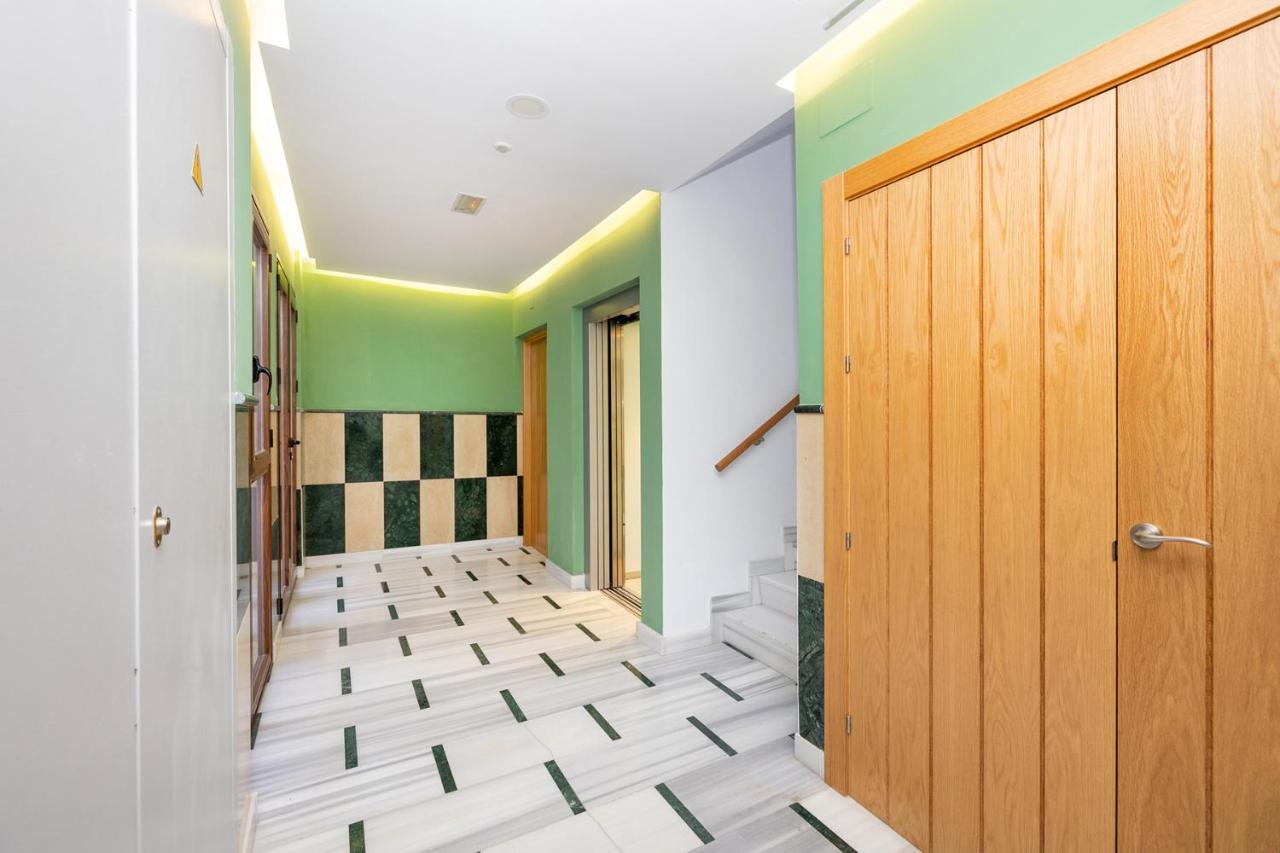 Grace Apartments - 3 Bedroom City Centre Γρανάδα Εξωτερικό φωτογραφία